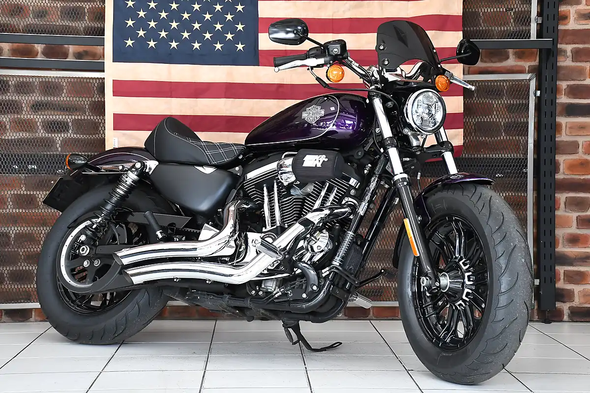 Used 2019 Harley-Davidson Sportster XL1200C Custom Purple - Front View