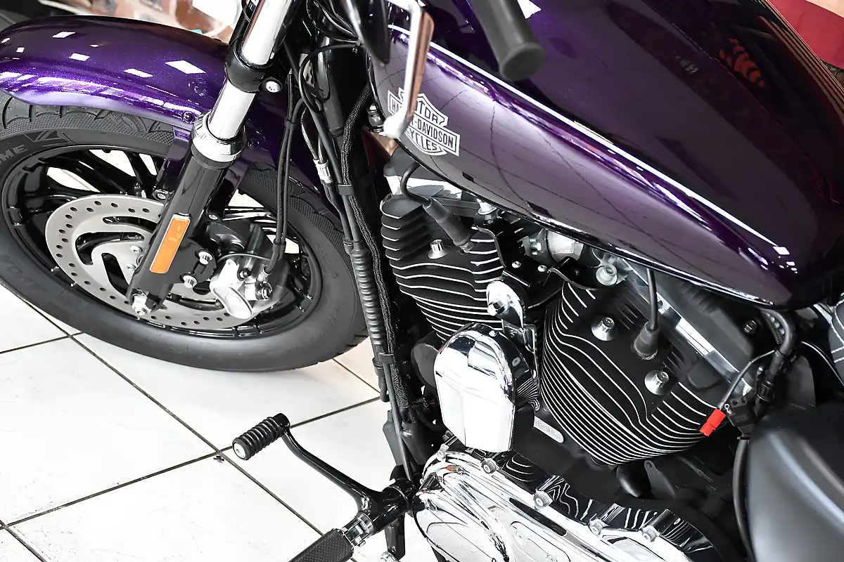 Used 2019 Harley-Davidson Sportster XL1200C Custom Purple - Interior and Exterior details 14