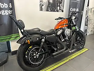 Used 2019 Harley-Davidson Sportster XL1200X Forty-Eight Custom Orange - Interior and Exterior details 2
