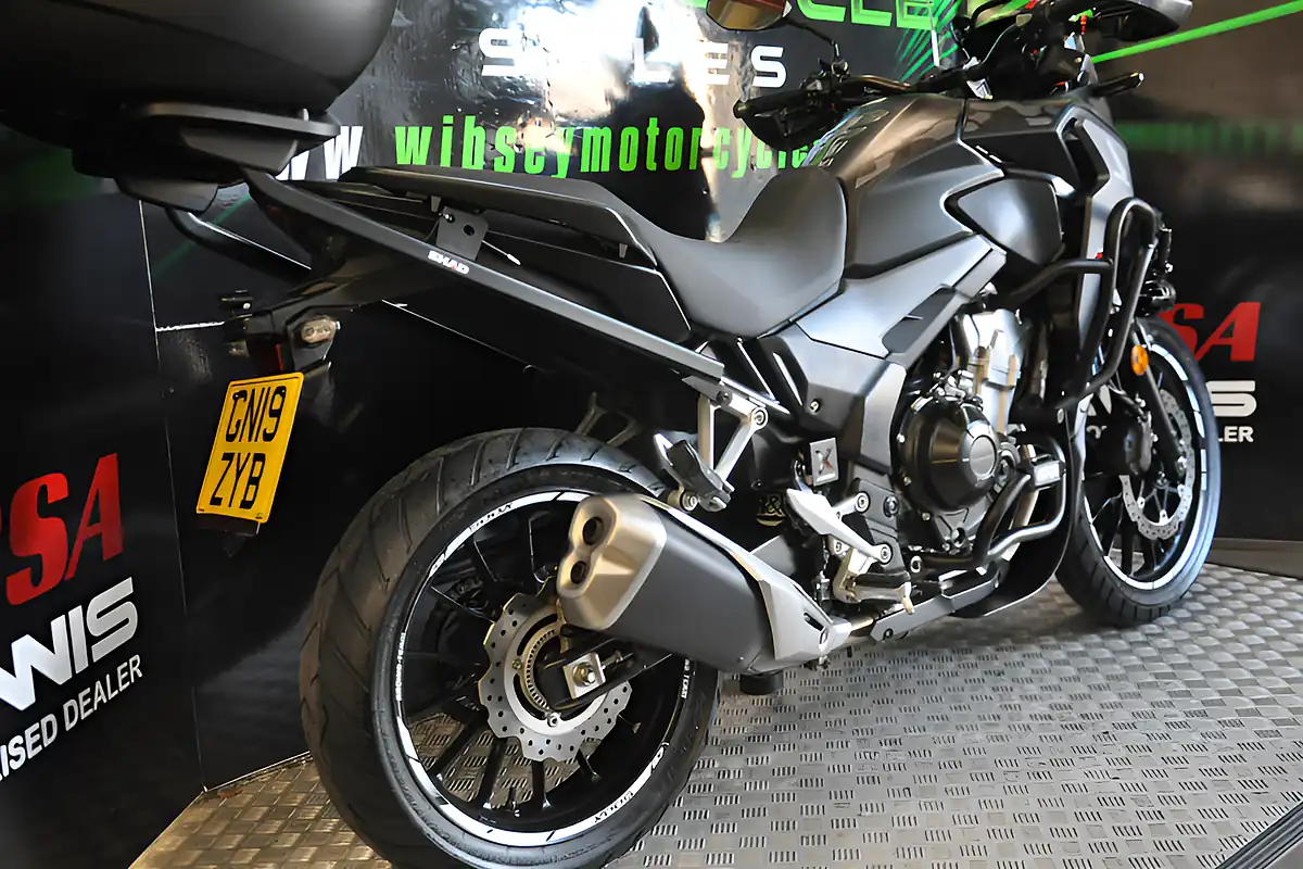 Used 2019 Honda CB500X Black - Interior and Exterior details 13