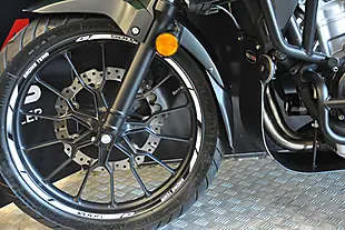 Used 2019 Honda CB500X Black - Interior and Exterior details 8