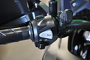 Used 2019 Honda CB500X Black - Interior and Exterior details 9