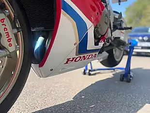 Used 2019 Honda CBR1000RR Fireblade SP2 Red - Interior and Exterior details 16