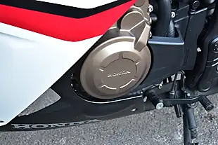 Used 2019 Honda CBR500R Pearl Metalloid White - Interior and Exterior details 10