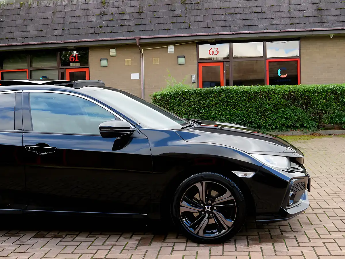 Used 2019 Honda Civic Ex Black - Interior and Exterior details 9