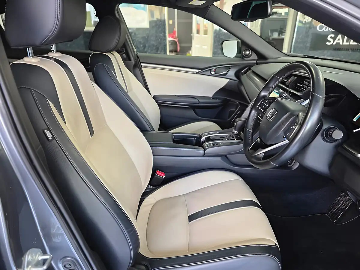 Used 2019 Honda Civic Ex Silver - Interior and Exterior details 8