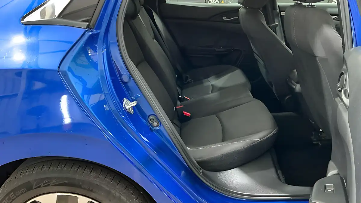 Used 2019 Honda Civic Se Blue - Interior and Exterior details 10