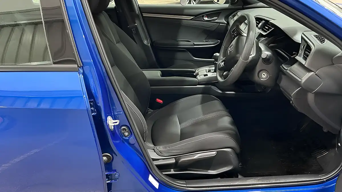 Used 2019 Honda Civic Se Blue - Interior and Exterior details 11