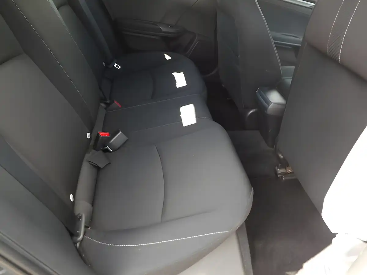 Used 2019 Honda Civic Se Grey - Interior and Exterior details 11