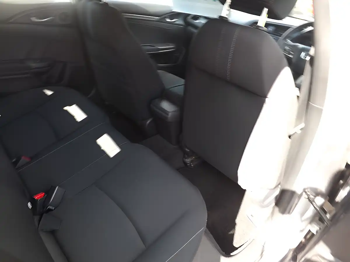 Used 2019 Honda Civic Se Grey - Interior and Exterior details 13