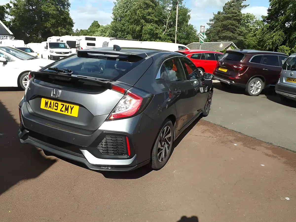 Used 2019 Honda Civic Se Grey - Interior and Exterior details 7