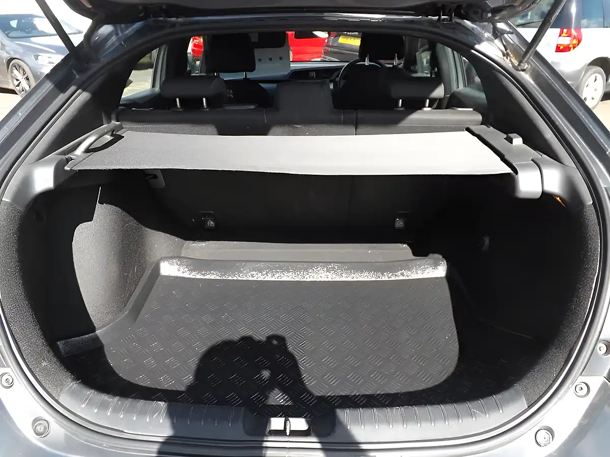 Used 2019 Honda Civic Se Grey - Interior and Exterior details 8