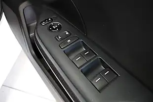 Used 2019 Honda Civic Se Hatchback White - Interior and Exterior details 6