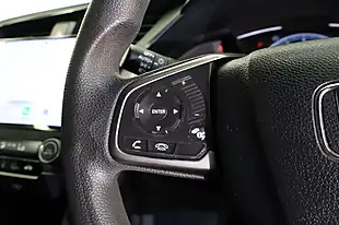 Used 2019 Honda Civic Se Hatchback White - Interior and Exterior details 9