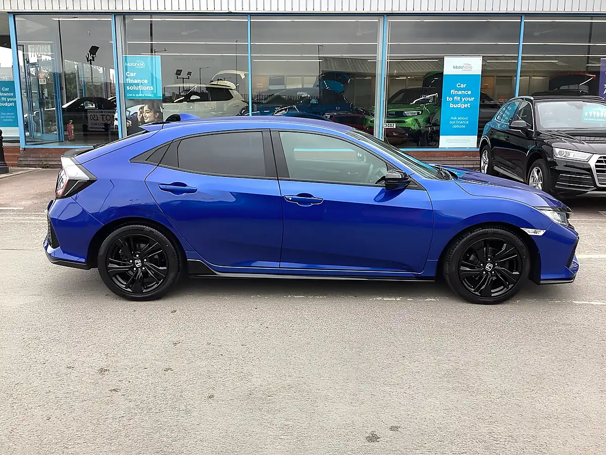 Used 2019 Honda Civic Sport Line Blue - Interior and Exterior details 8