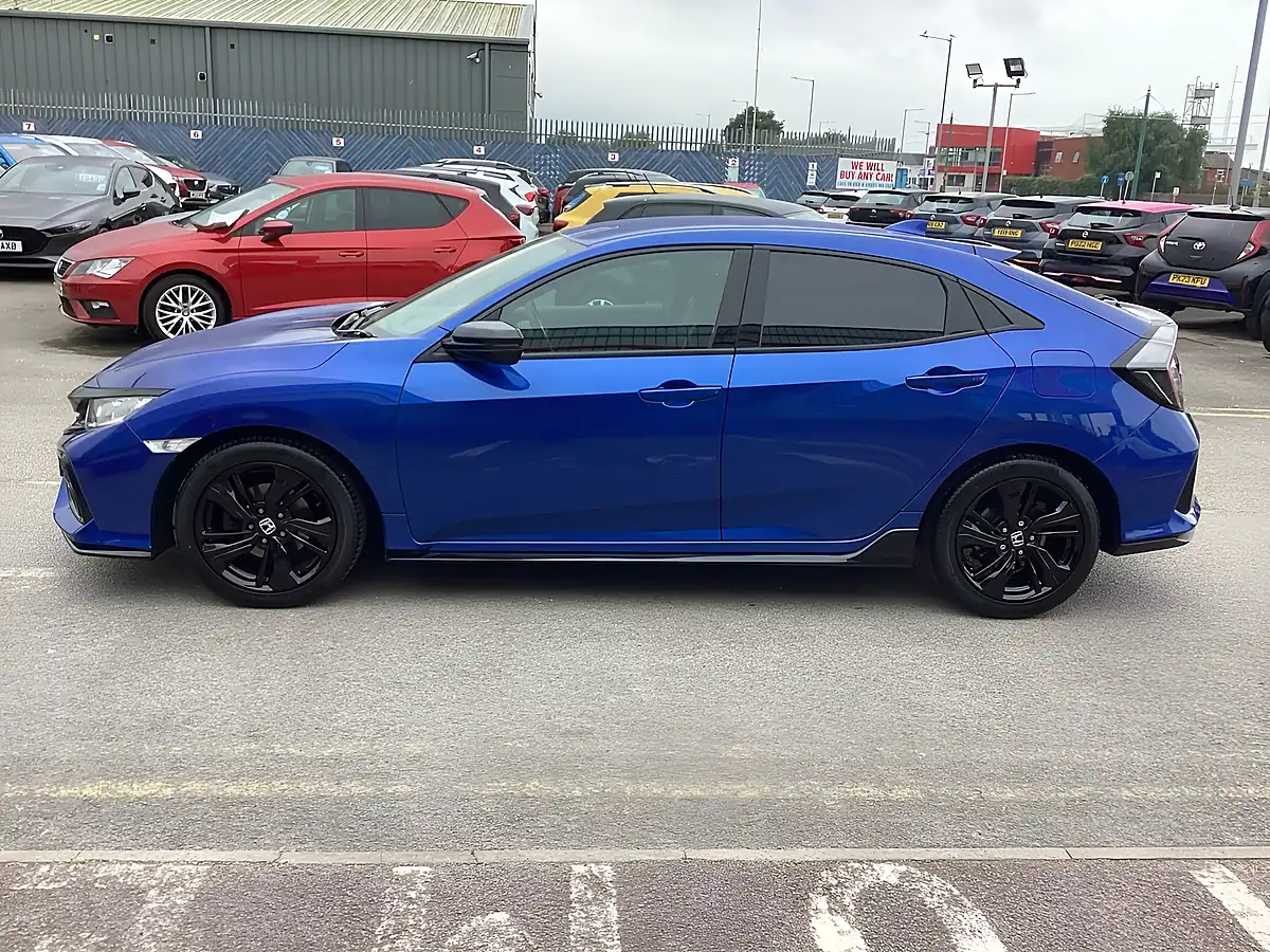 Used 2019 Honda Civic Sport Line Blue - Interior and Exterior details 9