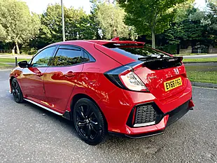 Used 2019 Honda Civic Sport Line Red - Interior and Exterior details 4