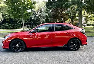 Used 2019 Honda Civic Sport Line Red - Interior and Exterior details 8