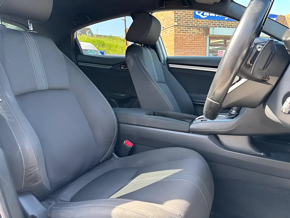 Used 2019 Honda Civic Sport White - Interior and Exterior details 11