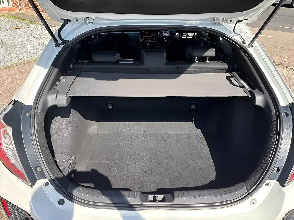 Used 2019 Honda Civic Sport White - Interior and Exterior details 19