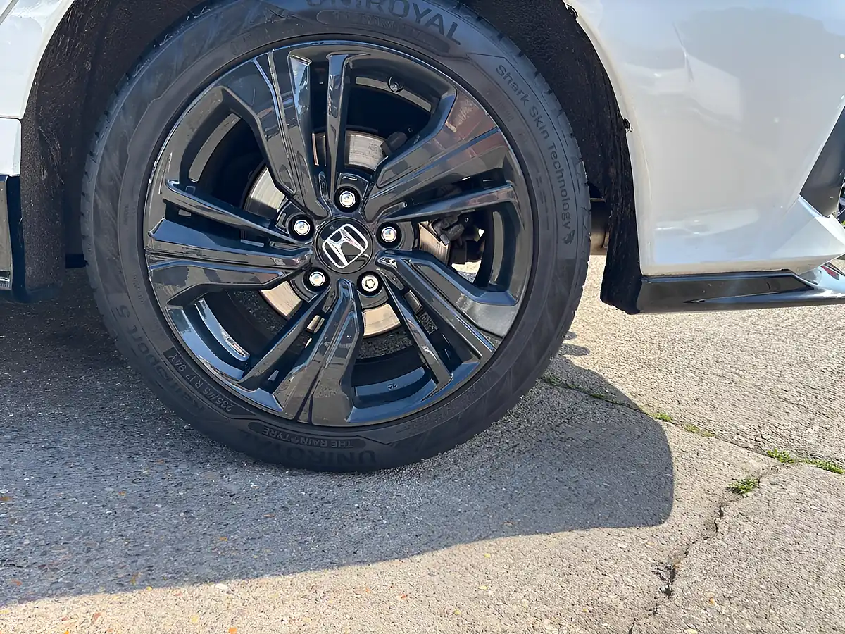 Used 2019 Honda Civic Sport White - Interior and Exterior details 5