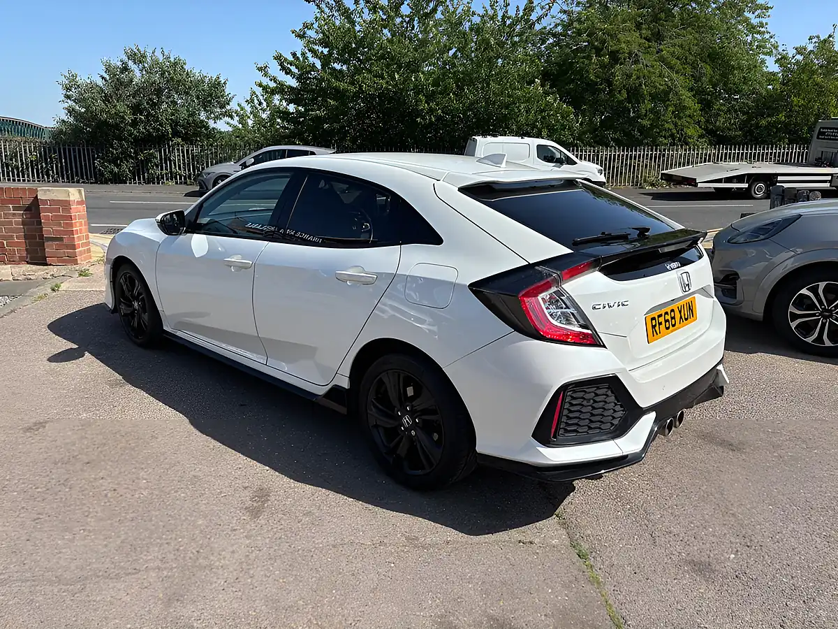 Used 2019 Honda Civic Sport White - Interior and Exterior details 9