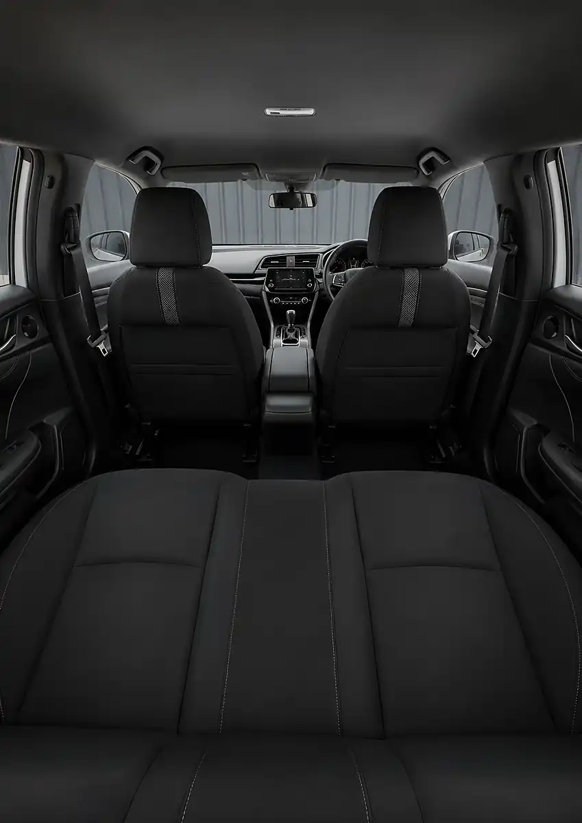 Used 2019 Honda Civic Sport White - Interior and Exterior details 15