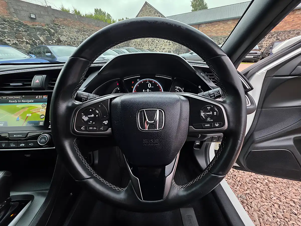 Used 2019 Honda Civic Sport White - Interior and Exterior details 9
