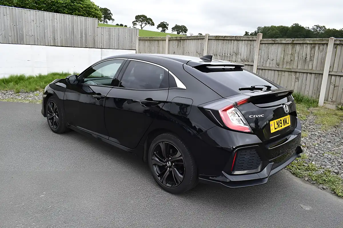 Used 2019 Honda Civic Sr Black - Interior and Exterior details 19