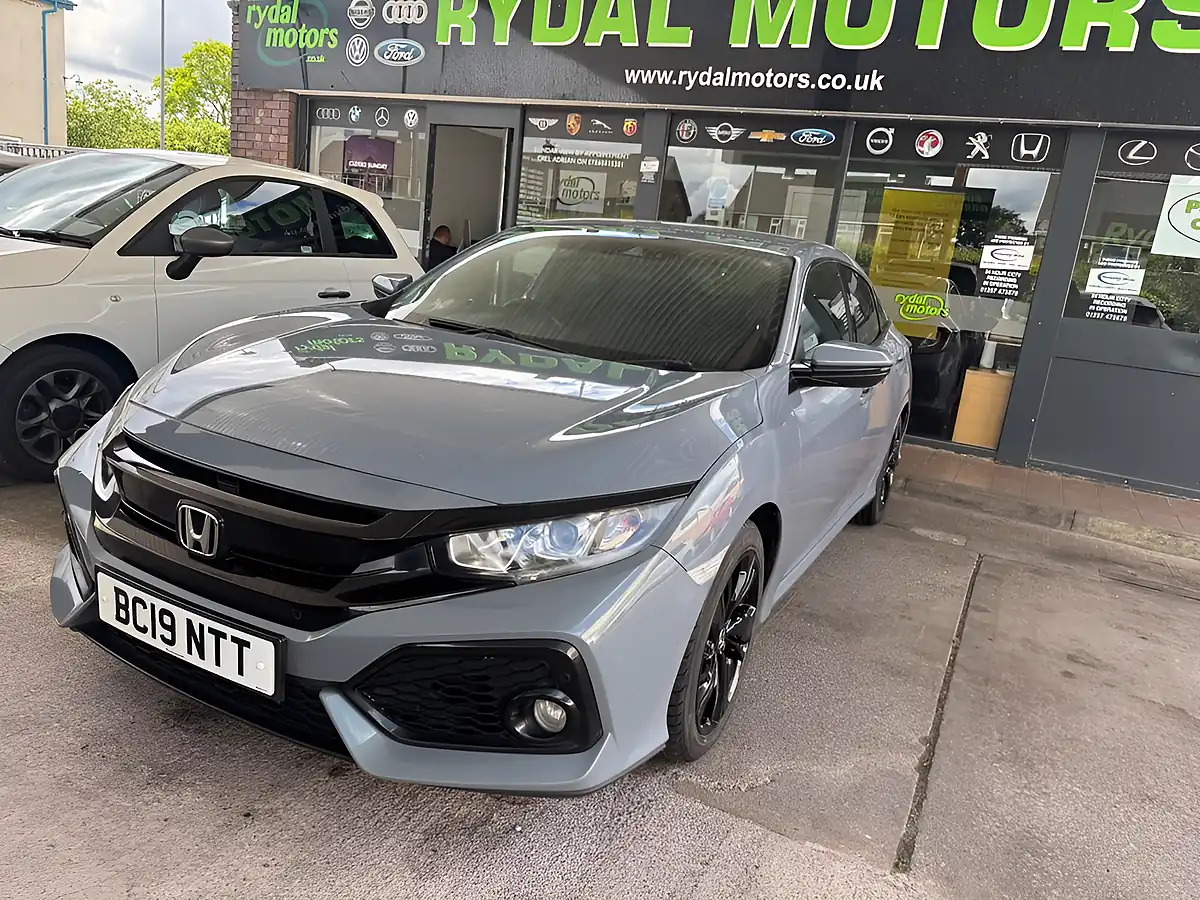 Used 2019 Honda Civic Sr Grey - Front View