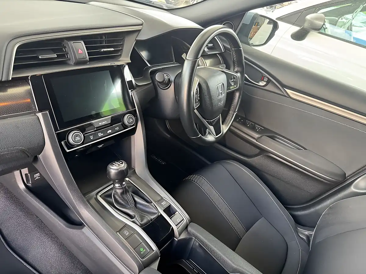 Used 2019 Honda Civic Sr Grey - Interior and Exterior details 8