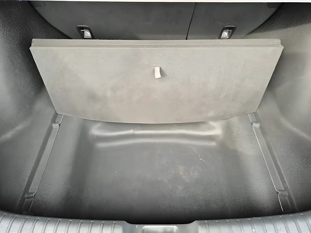 Used 2019 Honda Civic Sr Grey - Interior and Exterior details 14