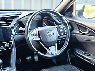 Used 2019 Honda Civic Sr White - Interior and Exterior details 18