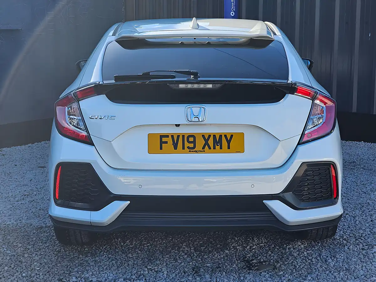Used 2019 Honda Civic Sr White - Interior and Exterior details 5