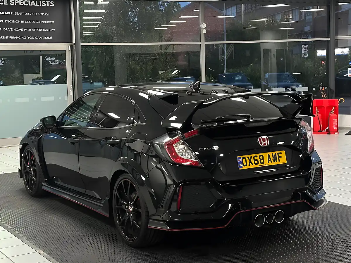 Used 2019 Honda Civic Type R GT Black - Interior and Exterior details 10