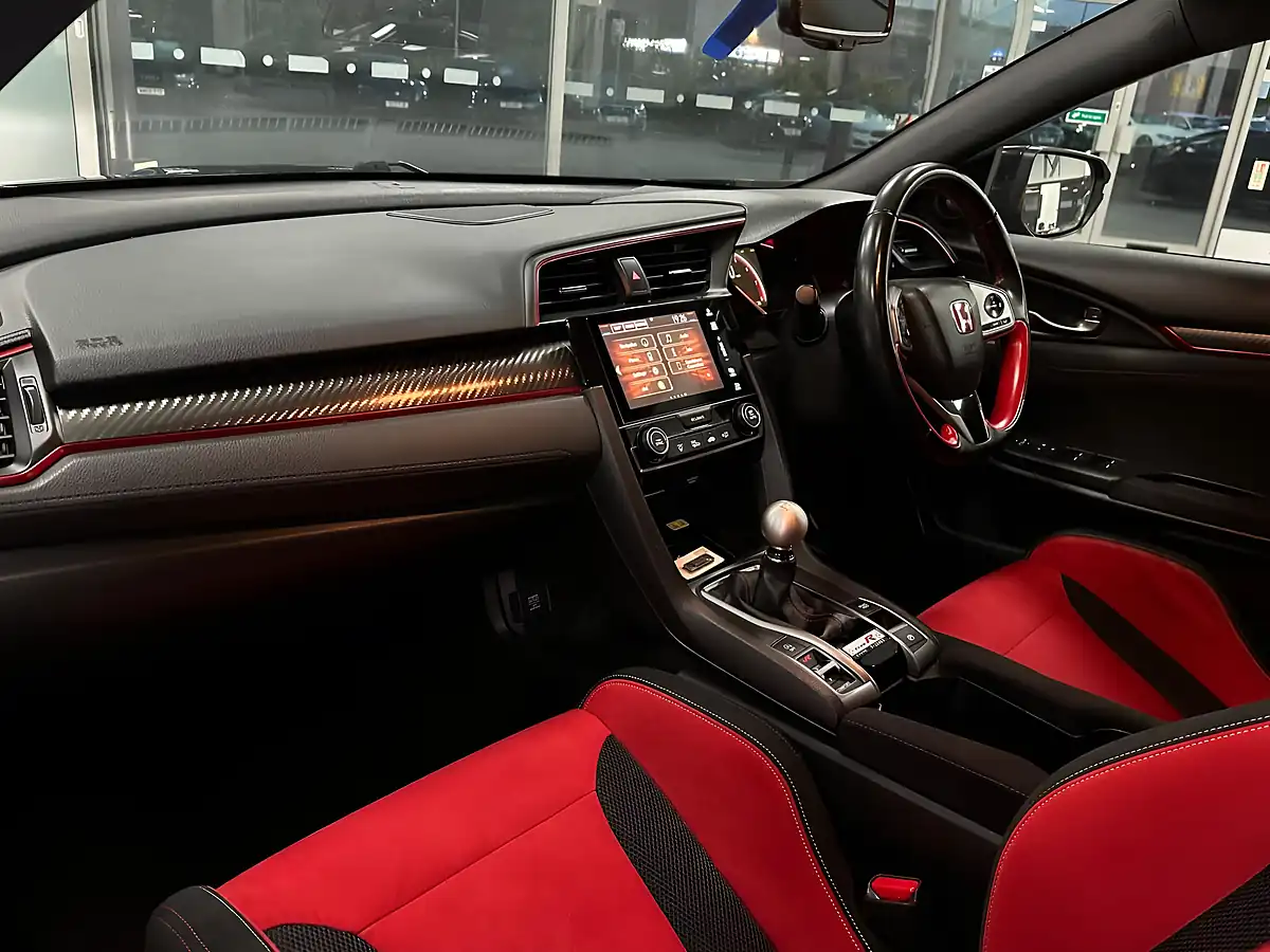 Used 2019 Honda Civic Type R GT Black - Interior and Exterior details 19