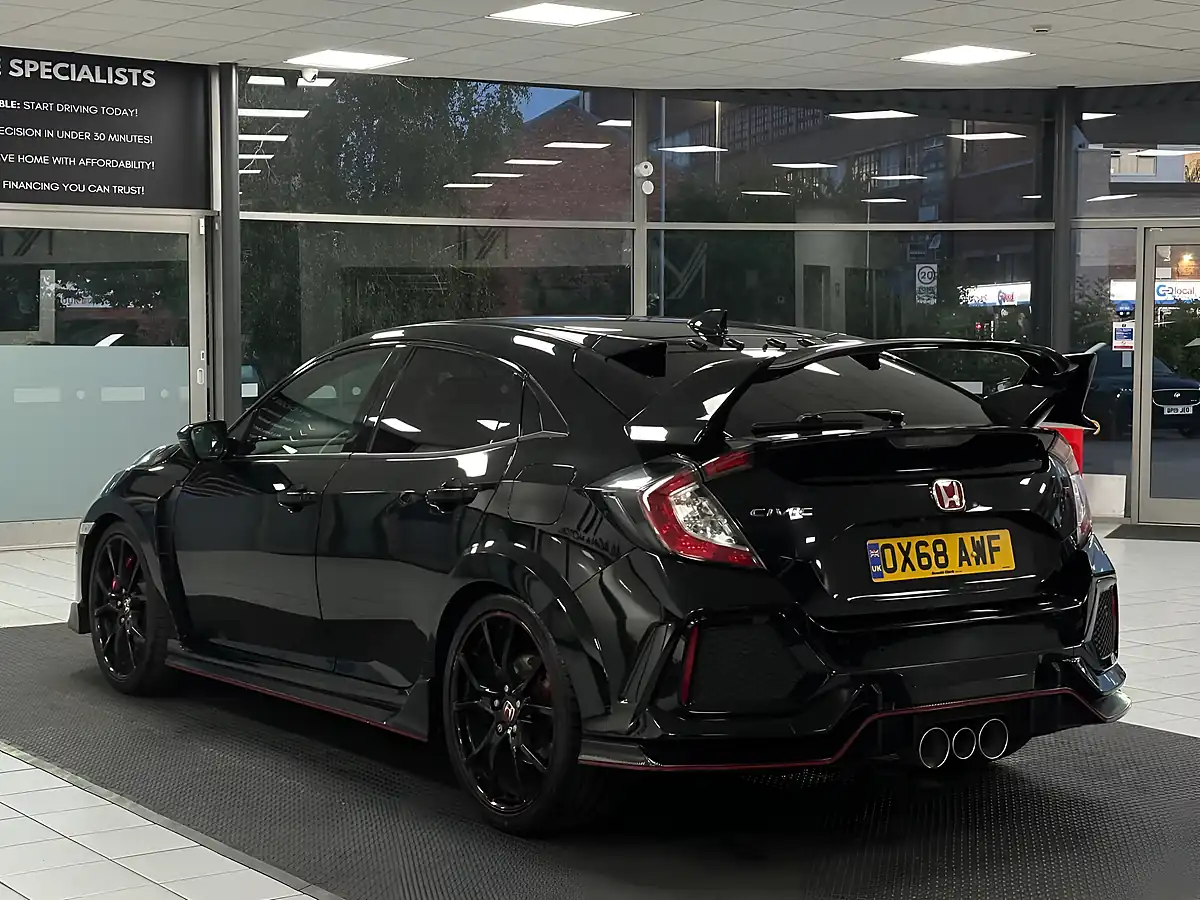 Used 2019 Honda Civic Type R GT Black - Interior and Exterior details 9