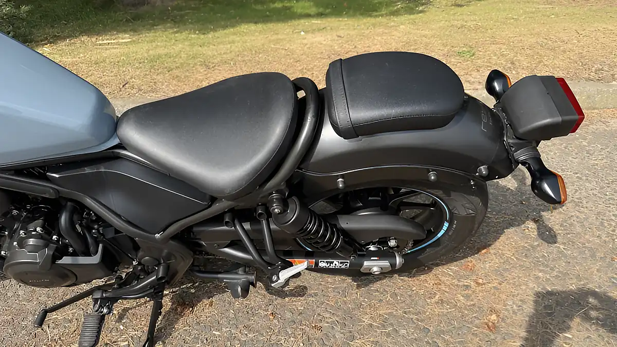 Used 2019 Honda CMX500 Rebel Grey - Interior and Exterior details 13