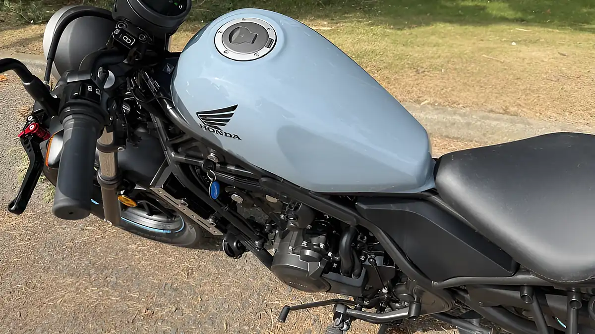 Used 2019 Honda CMX500 Rebel Grey - Interior and Exterior details 14