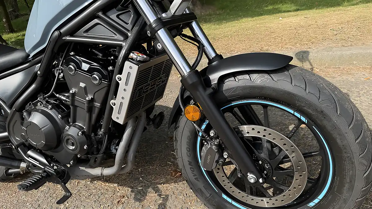 Used 2019 Honda CMX500 Rebel Grey - Interior and Exterior details 5