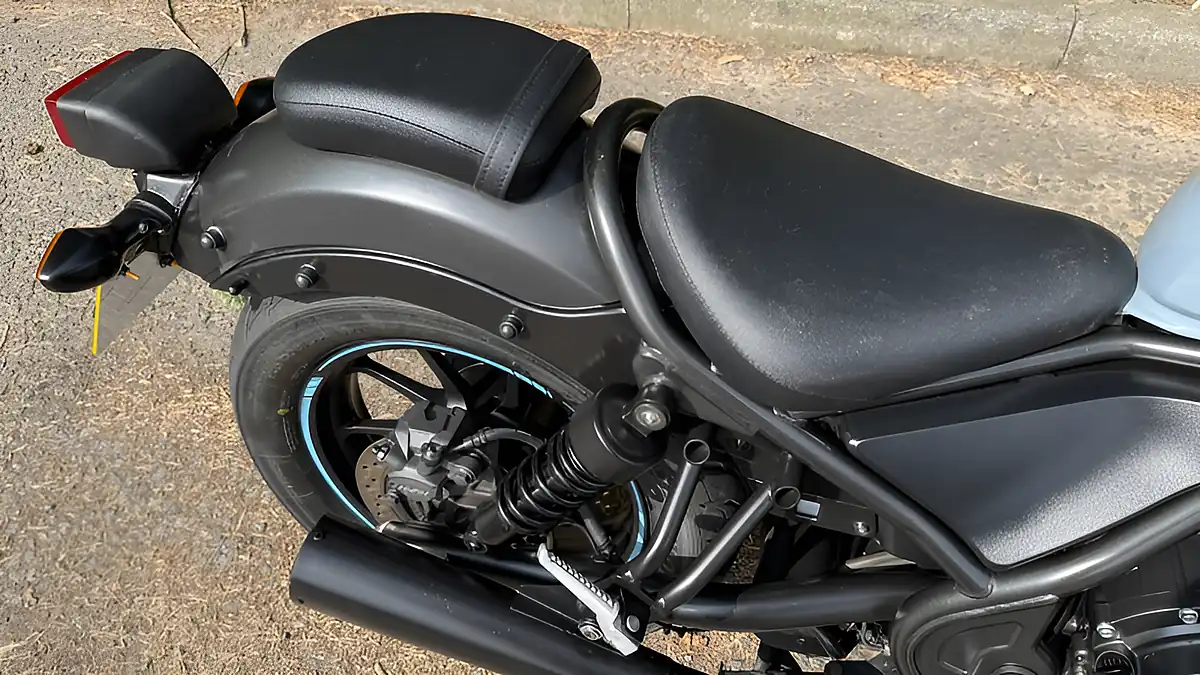 Used 2019 Honda CMX500 Rebel Grey - Interior and Exterior details 9