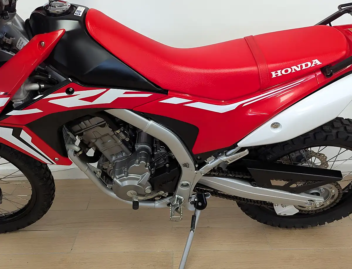 Used 2019 Honda CRF250L Red - Interior and Exterior details 18