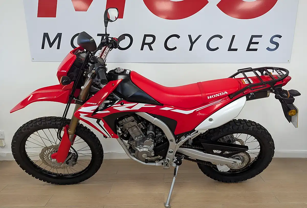 Used 2019 Honda CRF250L Red - Interior and Exterior details 4