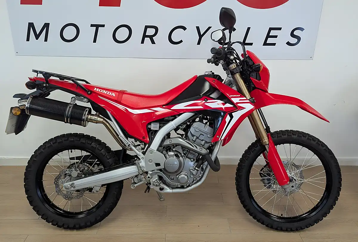 Used 2019 Honda CRF250L Red - Interior and Exterior details 5