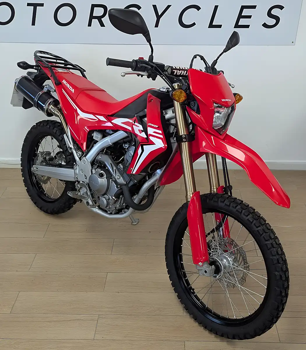 Used 2019 Honda CRF250L Red - Interior and Exterior details 6