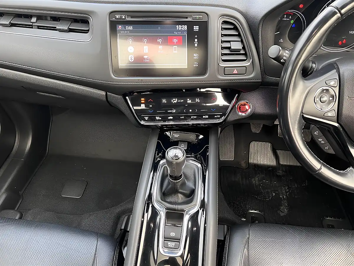 Used 2019 Honda Hr-V Ex Crystal Black Metallic - Interior and Exterior details 13