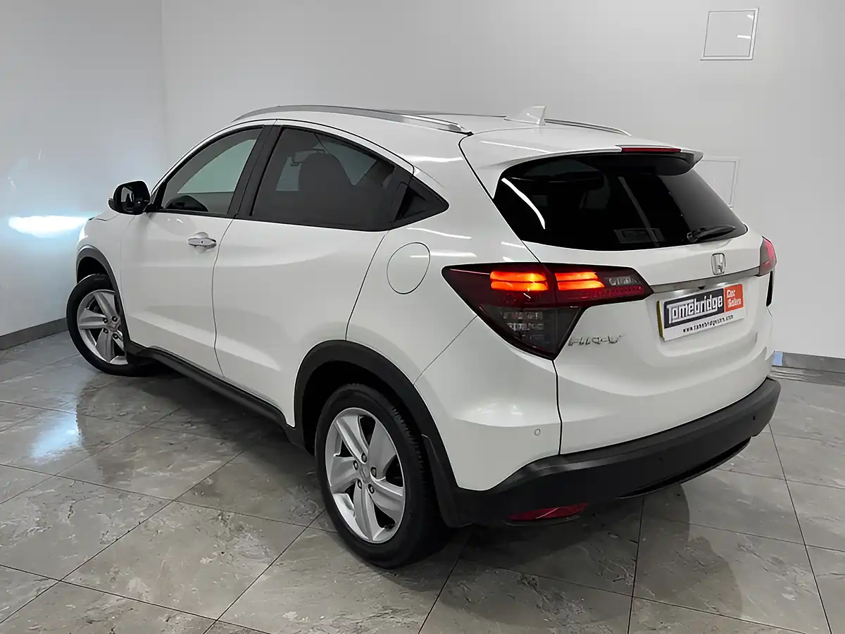 Used 2019 Honda Hr-V Ex White - Interior and Exterior details 5