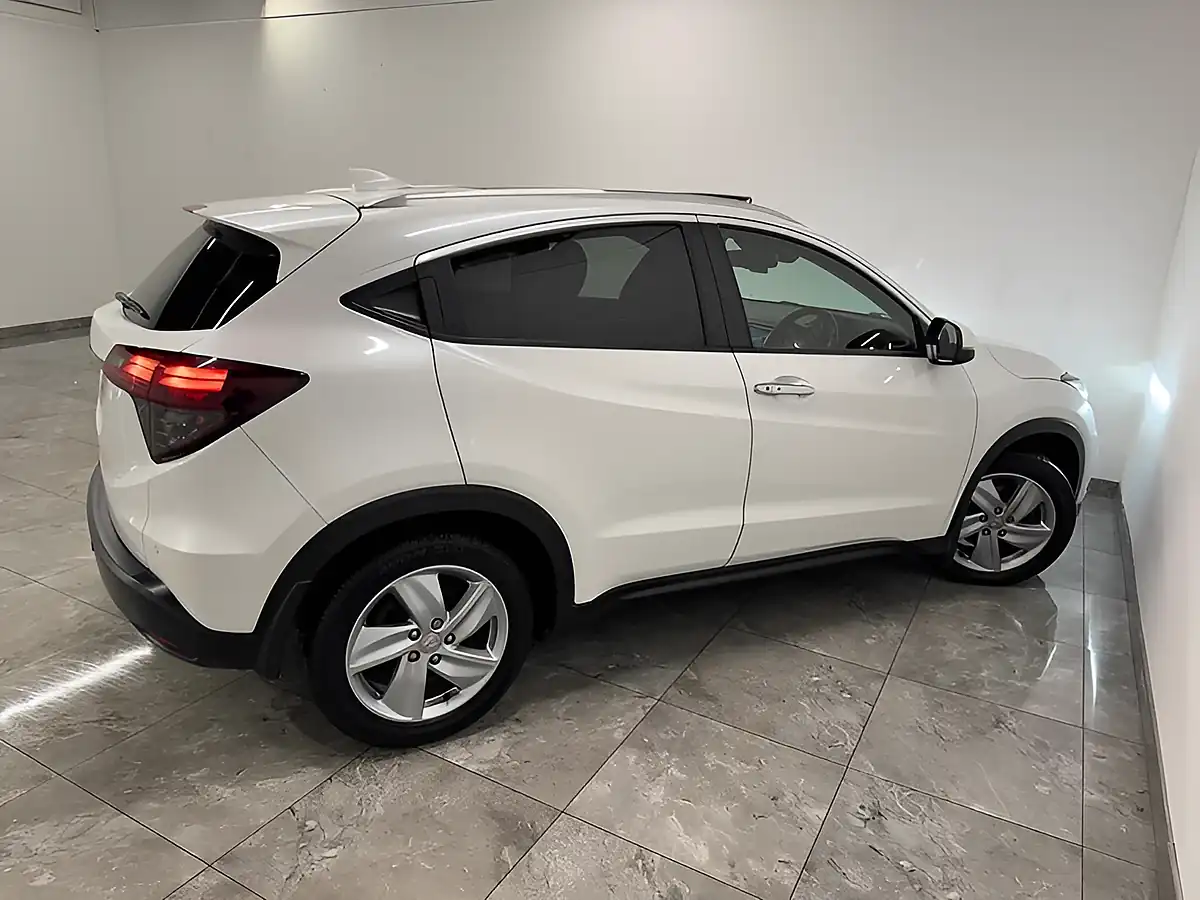 Used 2019 Honda Hr-V Ex White - Interior and Exterior details 8