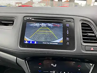 Used 2019 Honda Hr-V Se White - Interior and Exterior details 19