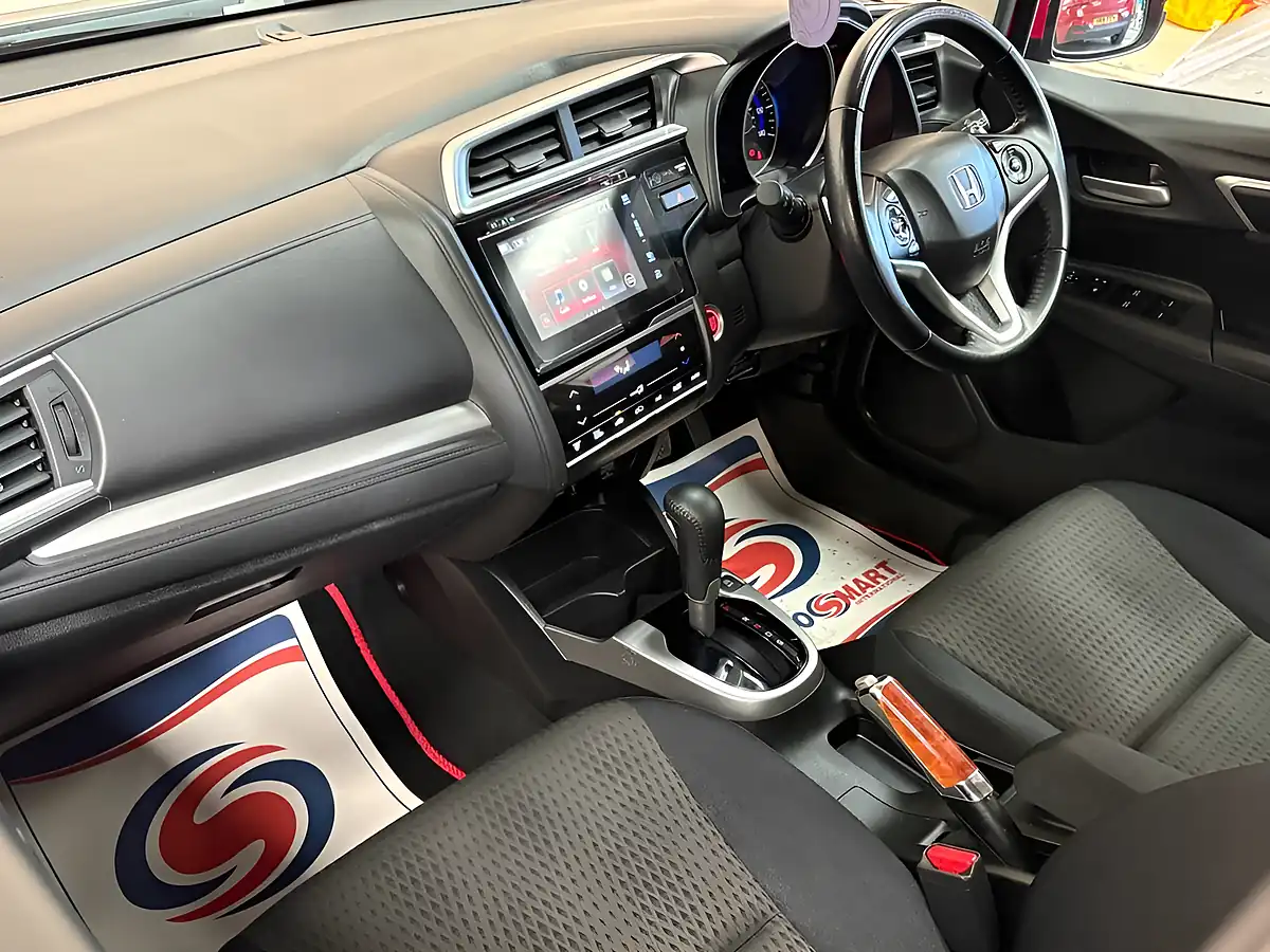 Used 2019 Honda Jazz Ex Navi Red - Interior and Exterior details 15